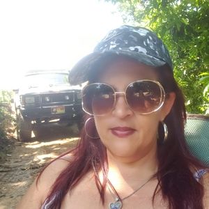 Meet your Posher, Valy